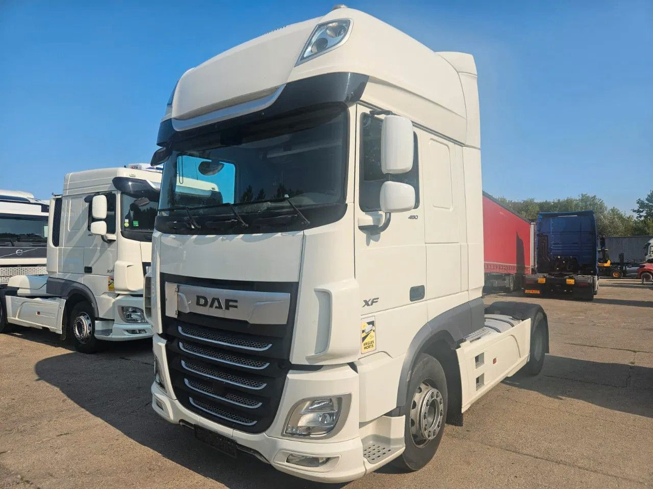 DAF XF 480 SSC-Standard-StandKlima-9 Units - Tracteur routier: photos 1 DAF XF 480 SSC-Standard-StandKlima-9 Units - Tracteur routier: photos 1