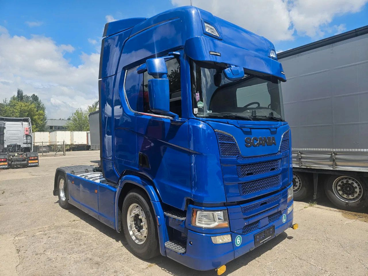 Scania R410 Standard - Full Spoiler - Retarder - Alloy - Tracteur routier: photos 2 Scania R410 Standard - Full Spoiler - Retarder - Alloy - Tracteur routier: photos 2