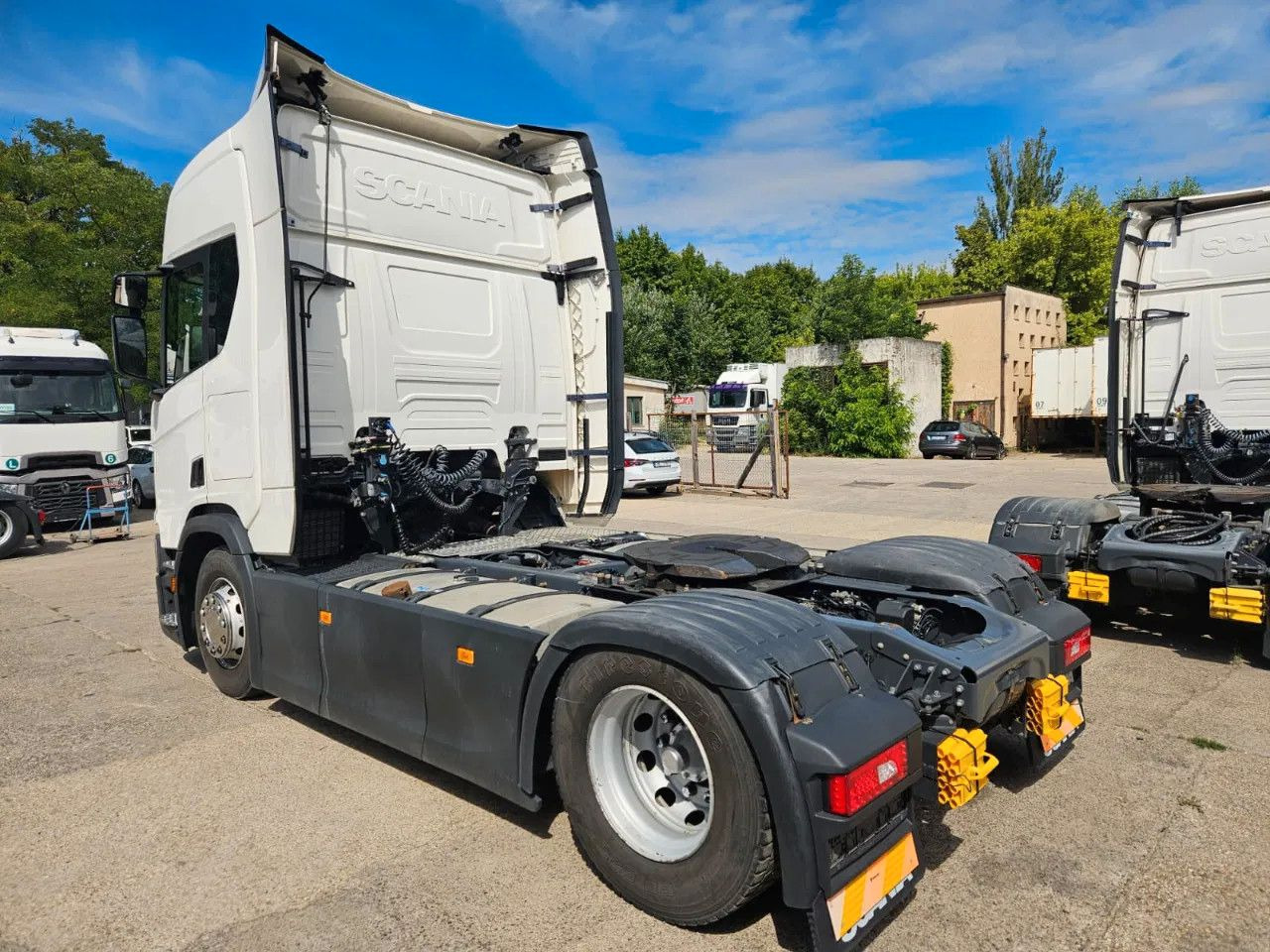 Scania R450 Standklima, 2 fridges, Big Navi, Digital Di - Tracteur routier: photos 4 Scania R450 Standklima, 2 fridges, Big Navi, Digital Di - Tracteur routier: photos 4