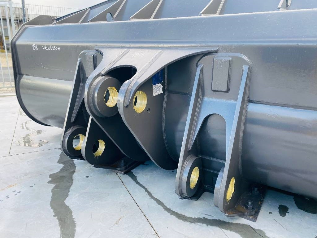 Volvo L 350 H - Godet pour Engins de chantier: photos 3 Volvo L 350 H - Godet pour Engins de chantier: photos 3