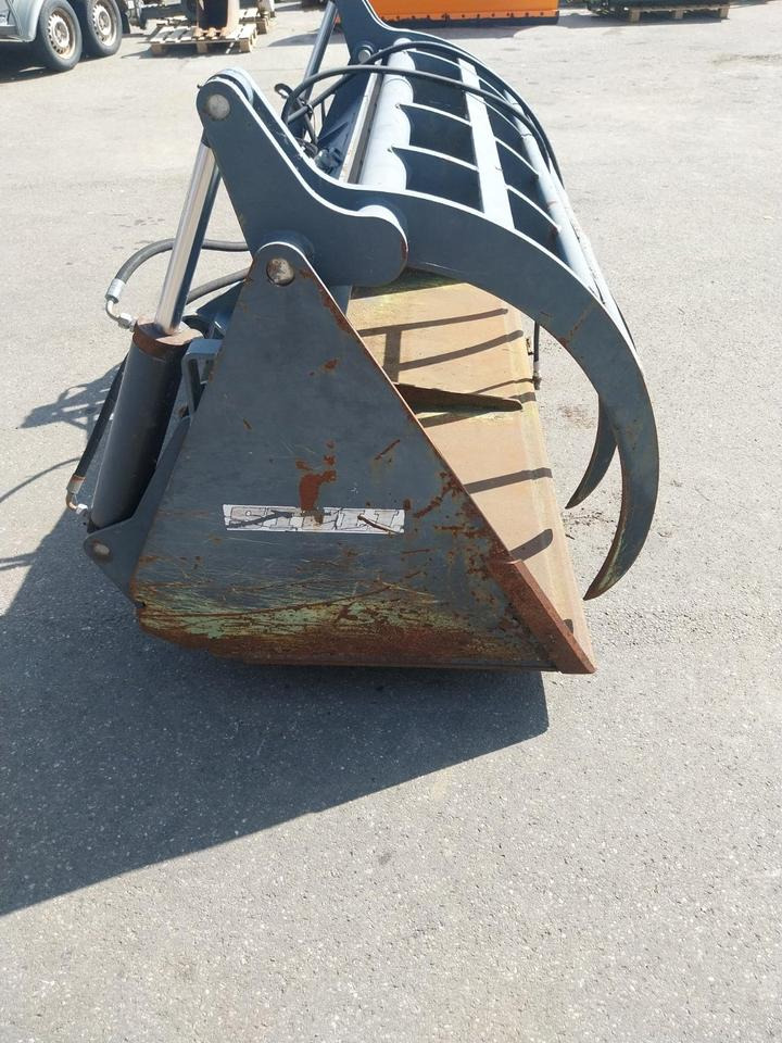 Greifschaufel Stoll 2m Euro Hoflader Schlepper Schaufel - Godet pour chargeur: photos 2 Greifschaufel Stoll 2m Euro Hoflader Schlepper Schaufel - Godet pour chargeur: photos 2