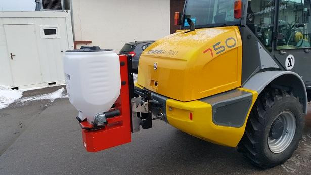 Lehner Polaro 110 Streuer Salzstreuer Radlader Winterdienst Volvo - Epandeur de sable: photos 3 Lehner Polaro 110 Streuer Salzstreuer Radlader Winterdienst Volvo - Epandeur de sable: photos 3