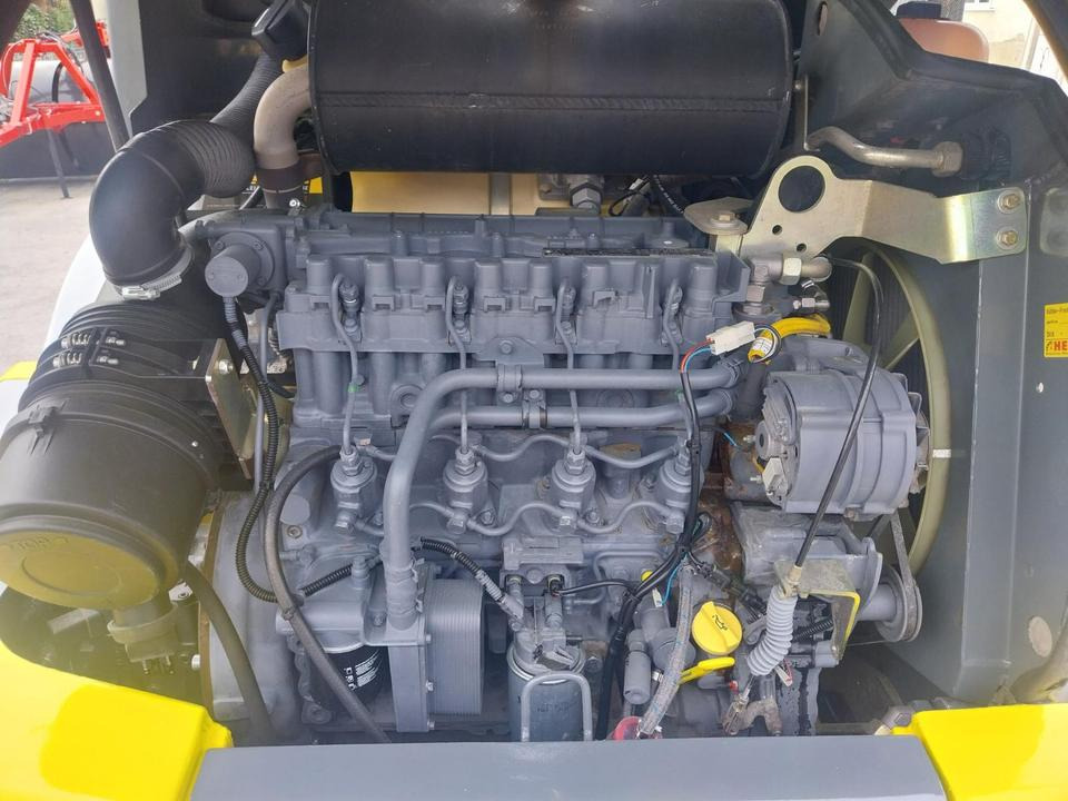 Radlader Kramer 750 Hoflader Lader Schaufellader 5075 850 5065 - Valet de ferme: photos 5 Radlader Kramer 750 Hoflader Lader Schaufellader 5075 850 5065 - Valet de ferme: photos 5