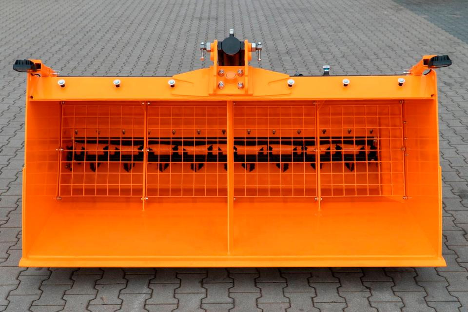 Salzstreuer Sandstreuer Splittstreuer Schlepper Traktor Fendt - Epandeur de sable: photos 1 Salzstreuer Sandstreuer Splittstreuer Schlepper Traktor Fendt - Epandeur de sable: photos 1