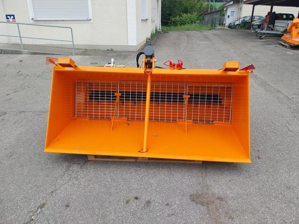 Salzstreuer Sandstreuer Splittstreuer Schlepper Traktor Winterdie - Epandeur de sable: photos 2 Salzstreuer Sandstreuer Splittstreuer Schlepper Traktor Winterdie - Epandeur de sable: photos 2