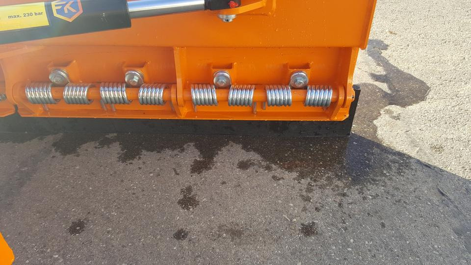 Schneeschild 1,8m Weidemann Kommunal Schlepper Radlader Hoflader - Lame à neige: photos 5 Schneeschild 1,8m Weidemann Kommunal Schlepper Radlader Hoflader - Lame à neige: photos 5