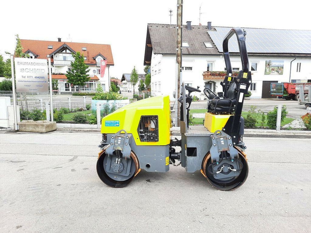 Wacker RD 27-120, neuer Motor 1 Stunde - Compacteur: photos 1 Wacker RD 27-120, neuer Motor 1 Stunde - Compacteur: photos 1