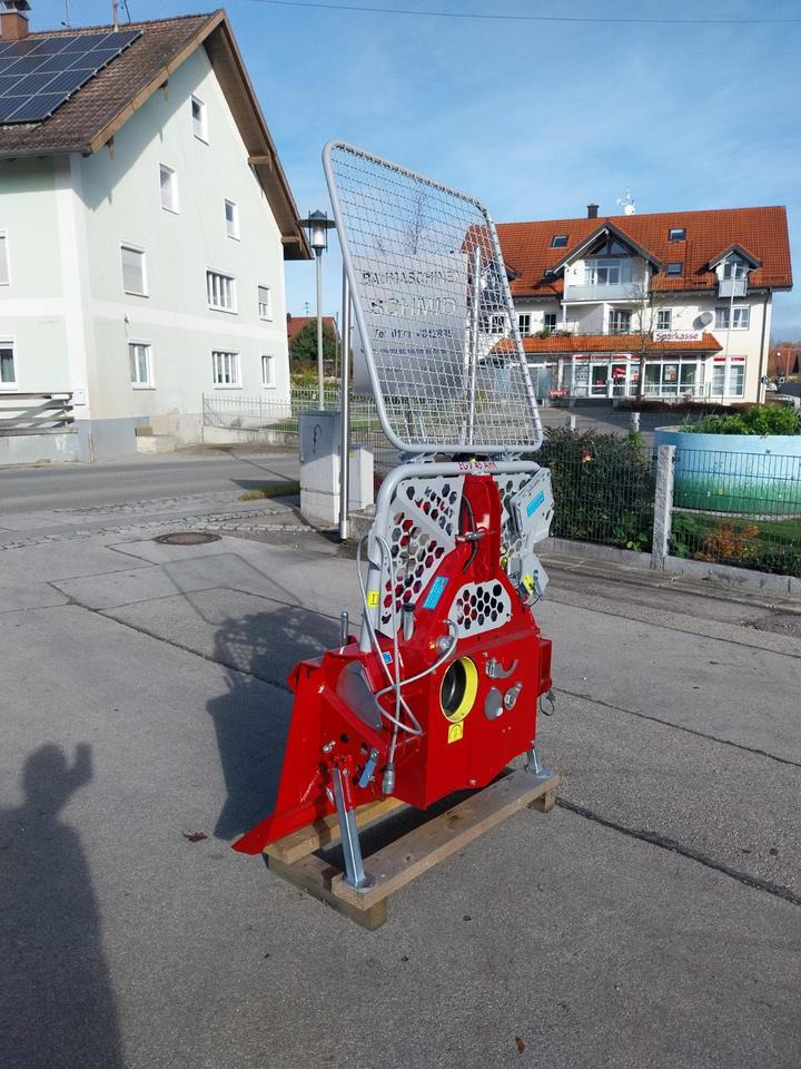 Neue Forstseilwinde Seilwinde Tajfun EGV 45 AHK SG Funk 35 55 65 - Treuil pour Matériel forestier: photos 2 Neue Forstseilwinde Seilwinde Tajfun EGV 45 AHK SG Funk 35 55 65 - Treuil pour Matériel forestier: photos 2