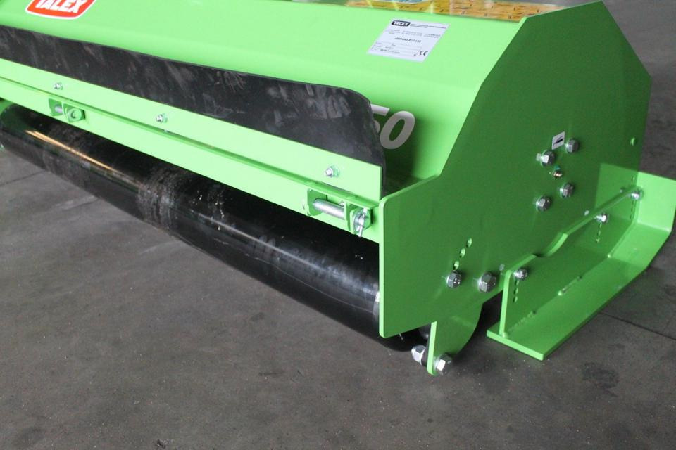 Neuer Mulcher, Schlegelmulcher Talex Eco 2m hydr. Seitenverschub - Broyeur à axe horizontal: photos 4 Neuer Mulcher, Schlegelmulcher Talex Eco 2m hydr. Seitenverschub - Broyeur à axe horizontal: photos 4