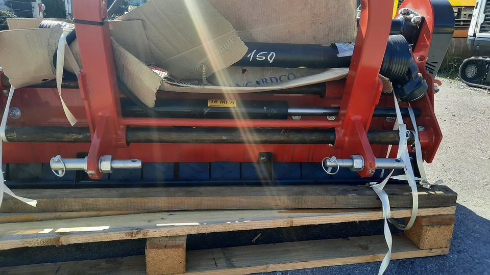 Neuer Schlegelmulcher Talex 1,5m hydr. Seitenverschub Mulcher - Broyeur à axe horizontal: photos 5 Neuer Schlegelmulcher Talex 1,5m hydr. Seitenverschub Mulcher - Broyeur à axe horizontal: photos 5