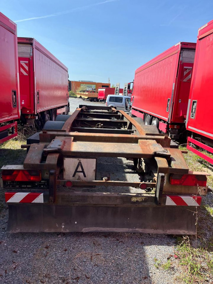 HUEFFERMANN HUEFFERMANN Tandemanhänger Containeranhänger HTS 1877 - Remorque ampliroll/ Multibenne: photos 5 HUEFFERMANN HUEFFERMANN Tandemanhänger Containeranhänger HTS 1877 - Remorque ampliroll/ Multibenne: photos 5