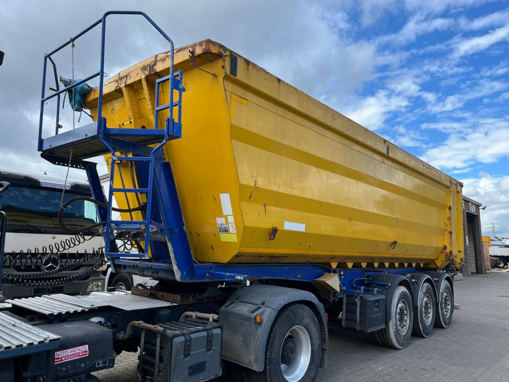KEMPF KEMPF Hinterkippmulde Kippauflieger SKM 35/3 40m³ Stahl - Semi-remorque benne: photos 4 KEMPF KEMPF Hinterkippmulde Kippauflieger SKM 35/3 40m³ Stahl - Semi-remorque benne: photos 4