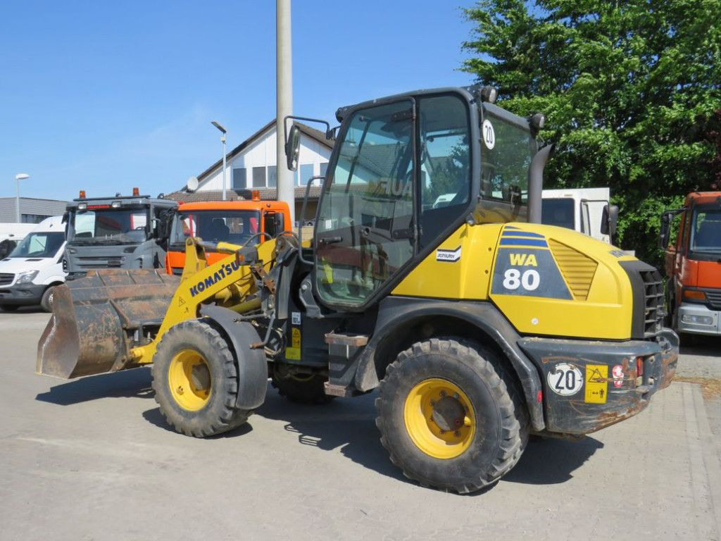 Komatsu Radlader WA 80 - 6 Radlader - Chargeuse sur pneus: photos 3 Komatsu Radlader WA 80 - 6 Radlader - Chargeuse sur pneus: photos 3