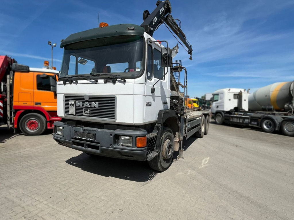 MAN MAN F2000 Abrollkipper mit Kran 27.342 6x4 - Camion ampliroll, Camion grue: photos 1 MAN MAN F2000 Abrollkipper mit Kran 27.342 6x4 - Camion ampliroll, Camion grue: photos 1