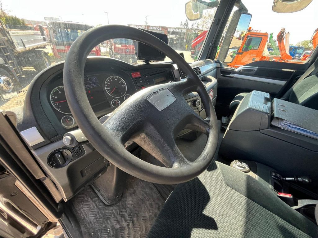 MAN TG-S 26.400 6x2 BL Abrollkipper mit Kran Funk Gr - Camion ampliroll, Camion grue: photos 4 MAN TG-S 26.400 6x2 BL Abrollkipper mit Kran Funk Gr - Camion ampliroll, Camion grue: photos 4