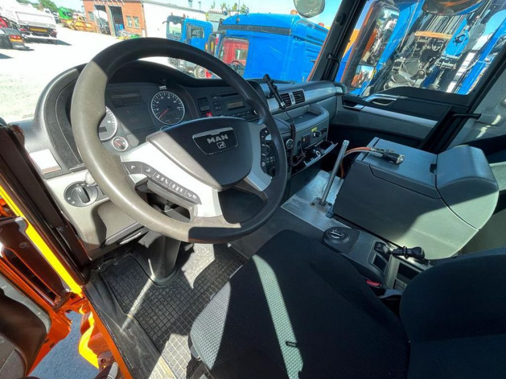 MAN TG-S 33.440 AK 6x6 3-Achs Allradkipper - Camion benne: photos 5 MAN TG-S 33.440 AK 6x6 3-Achs Allradkipper - Camion benne: photos 5