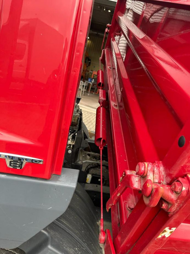 MERCEDES-BENZ Atego 818 K 2-Achs Kipper Meiller - Utilitaire benne: photos 4 MERCEDES-BENZ Atego 818 K 2-Achs Kipper Meiller - Utilitaire benne: photos 4