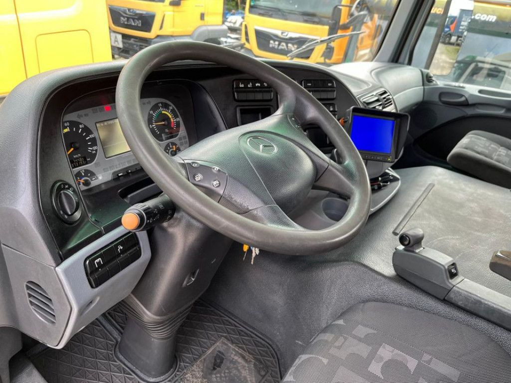 Mercedes-Benz Actros 2541 L6x2 Abrollkipper mit Kran Funk+Grei - Camion ampliroll, Camion grue: photos 5 Mercedes-Benz Actros 2541 L6x2 Abrollkipper mit Kran Funk+Grei - Camion ampliroll, Camion grue: photos 5