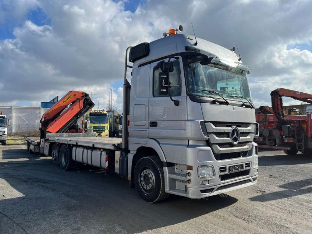 Mercedes-Benz Actros 2541 Pritsche Heckkran Palfinger PK 40002 - Camion grue: photos 2 Mercedes-Benz Actros 2541 Pritsche Heckkran Palfinger PK 40002 - Camion grue: photos 2