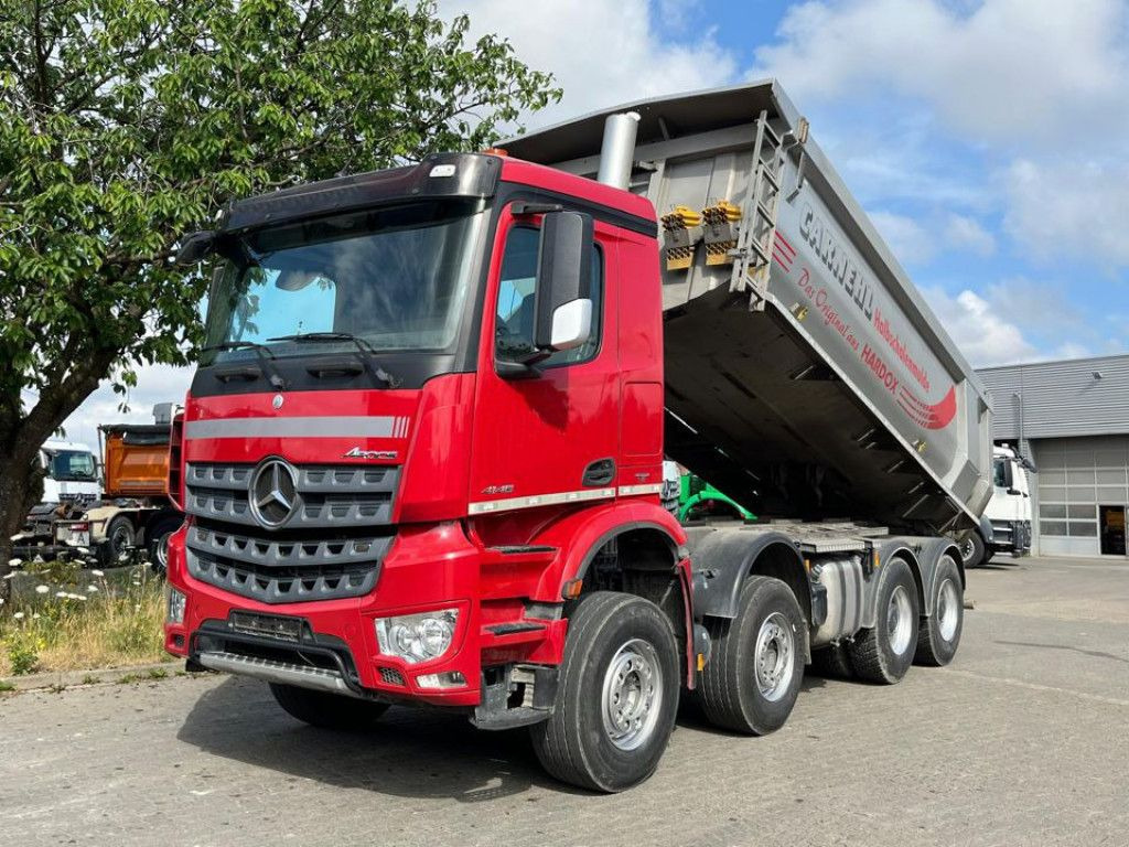 Mercedes-Benz Arocs 4145 8x4 4 Achs Muldenkipper Carnehl Halfp - Camion benne: photos 1 Mercedes-Benz Arocs 4145 8x4 4 Achs Muldenkipper Carnehl Halfp - Camion benne: photos 1