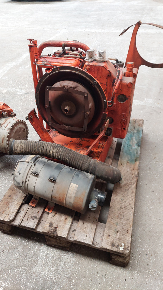 Schopf F106 spare parts - Pièces de rechange pour Équipement aéroportuaire: photos 2 Schopf F106 spare parts - Pièces de rechange pour Équipement aéroportuaire: photos 2