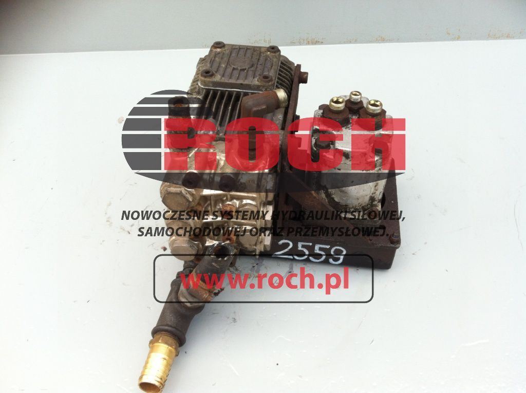 ANNOVI REVERBERI + PARKER RK21.15H 22803042408 + 31960C07040015008423821315 - Pompe hydraulique pour Balayeuse de voirie: photos 1 ANNOVI REVERBERI + PARKER RK21.15H 22803042408 + 31960C07040015008423821315 - Pompe hydraulique pour Balayeuse de voirie: photos 1