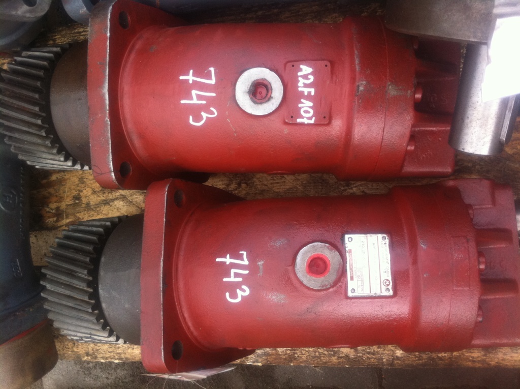HYDROMATIK A2F107R1P10 210.25.22.00 - Pompe hydraulique pour Engins de chantier: photos 1 HYDROMATIK A2F107R1P10 210.25.22.00 - Pompe hydraulique pour Engins de chantier: photos 1