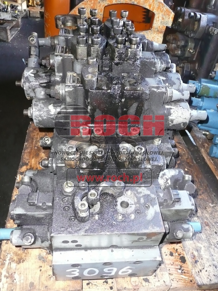 LINDE VT5 7615 - 5 SEKCYJNY - Valve hydraulique: photos 1 LINDE VT5 7615 - 5 SEKCYJNY - Valve hydraulique: photos 1