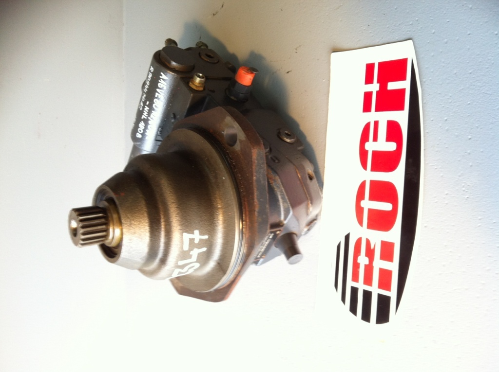 O&K 2244953 9447012 375.22.00.01M - Moteur hydraulique pour Pelle sur chenille: photos 1 O&K 2244953 9447012 375.22.00.01M - Moteur hydraulique pour Pelle sur chenille: photos 1