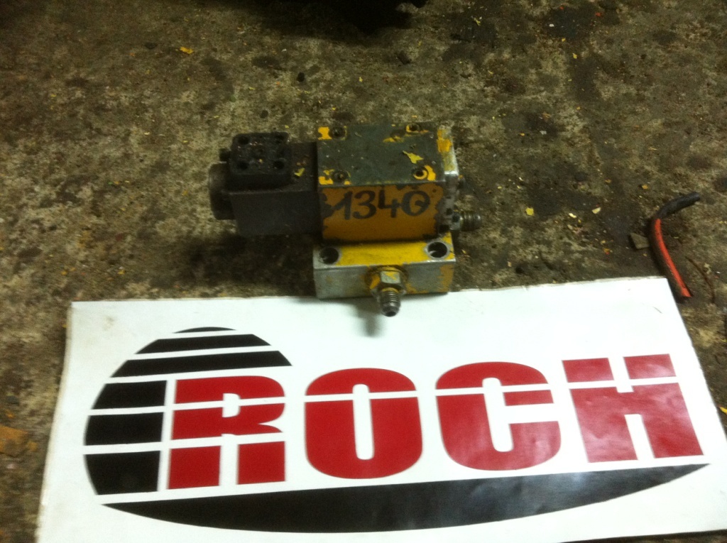 REXROTH 50-960 40706 7124-3 - 1 SEKCYJNY + STEROWNIK + CEWKA 12V - Valve hydraulique pour Engins de chantier: photos 1 REXROTH 50-960 40706 7124-3 - 1 SEKCYJNY + STEROWNIK + CEWKA 12V - Valve hydraulique pour Engins de chantier: photos 1