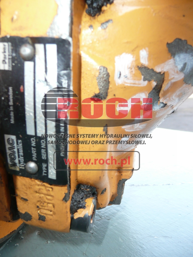 VOAC VOLVO + BONFIGLIOLI TRANSMITTAL P23437-65V 3707180 + 705T2-S008A 30T 91012469 260100002200 P.29485-06-X - Moteur hydraulique: photos 2 VOAC VOLVO + BONFIGLIOLI TRANSMITTAL P23437-65V 3707180 + 705T2-S008A 30T 91012469 260100002200 P.29485-06-X - Moteur hydraulique: photos 2