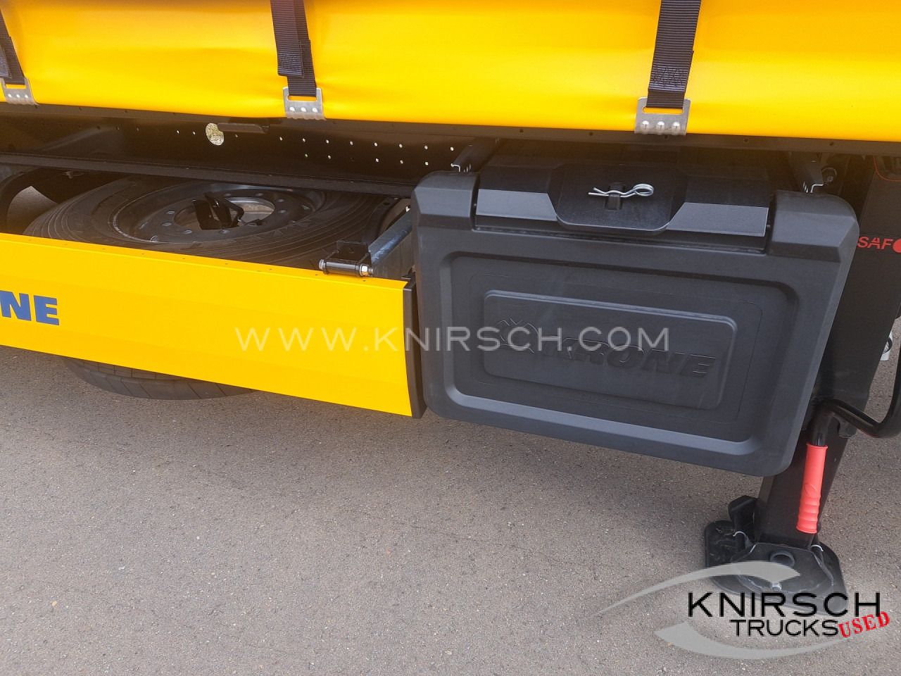 KRONE Profi Liner SDP 27  XL, Getränke, Daimler 9.5 - Remorque rideaux coulissants: photos 2 KRONE Profi Liner SDP 27  XL, Getränke, Daimler 9.5 - Remorque rideaux coulissants: photos 2