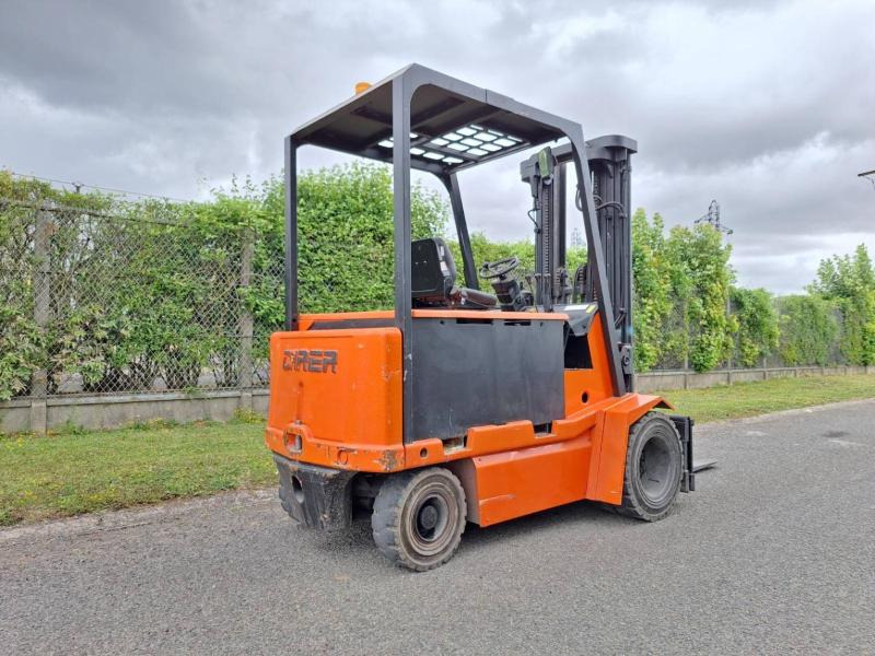 Carer R45N5 - Chariot élévateur électrique: photos 4 Carer R45N5 - Chariot élévateur électrique: photos 4