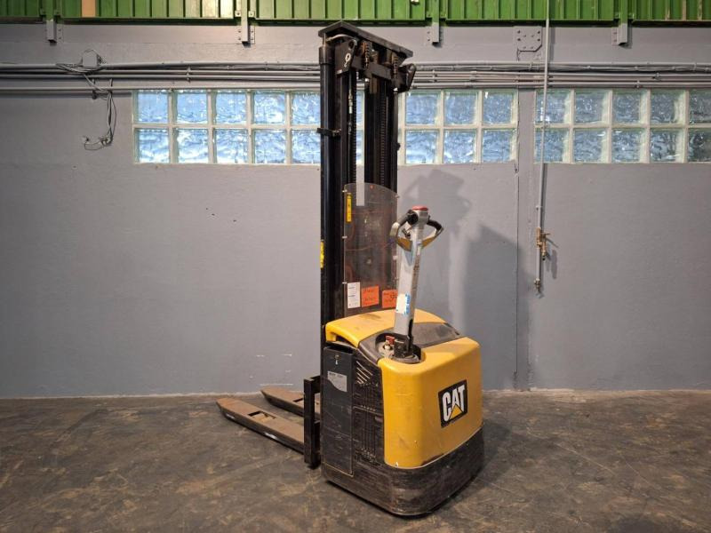 Caterpillar NSP16N - Gerbeur: photos 5 Caterpillar NSP16N - Gerbeur: photos 5