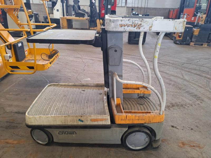 Crown WAVE50-84 - Nacelle à mât vertical: photos 5 Crown WAVE50-84 - Nacelle à mât vertical: photos 5