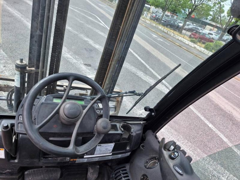 Yale GDP35VX - Chariot élévateur diesel: photos 5 Yale GDP35VX - Chariot élévateur diesel: photos 5