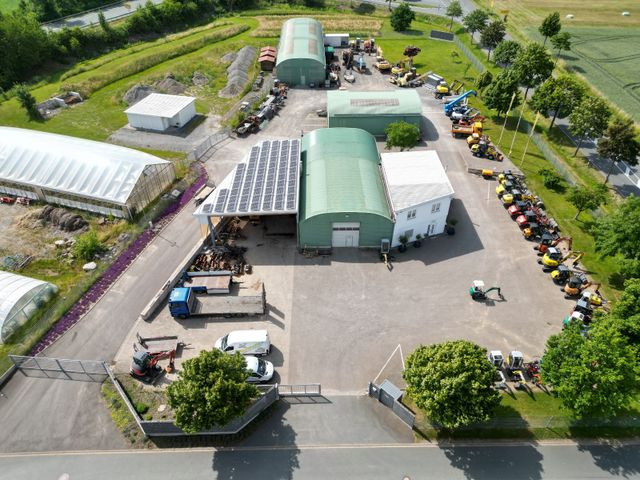 Unimog 406, EZ 73, Kipper, Seilwinde, Zapfwelle vorne - Camion benne: photos 4 Unimog 406, EZ 73, Kipper, Seilwinde, Zapfwelle vorne - Camion benne: photos 4