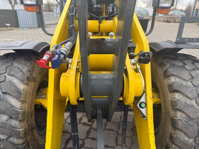 Wacker WL 70, Bj 21, 1625 BH, 122 PS, Schaufel Gabel Wacker WL 70, Bj 21, 1625 BH, 122 PS, Schaufel Gabel - Chargeuse sur pneus: photos 5 Wacker WL 70, Bj 21, 1625 BH, 122 PS, Schaufel Gabel Wacker WL 70, Bj 21, 1625 BH, 122 PS, Schaufel Gabel - Chargeuse sur pneus: photos 5