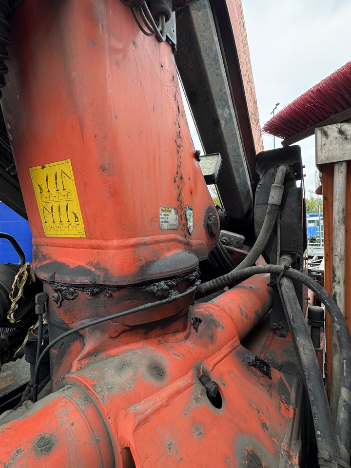 MERCEDES-BENZ Fassi Hiab Palfinger PK 18002D - Camion grue: photos 5 MERCEDES-BENZ Fassi Hiab Palfinger PK 18002D - Camion grue: photos 5