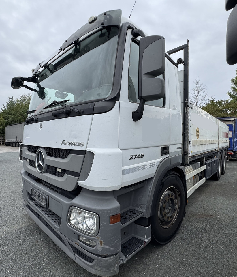 MERCEDES-BENZ Hiab Fassi Palfinger PK 18002 - Camion plateau: photos 2 MERCEDES-BENZ Hiab Fassi Palfinger PK 18002 - Camion plateau: photos 2