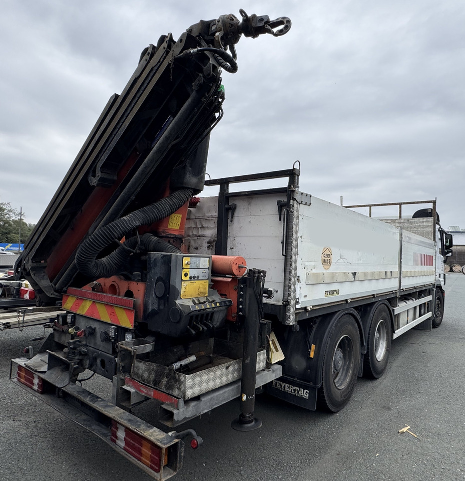 MERCEDES-BENZ Hiab Fassi Palfinger PK 18002 - Camion plateau: photos 4 MERCEDES-BENZ Hiab Fassi Palfinger PK 18002 - Camion plateau: photos 4