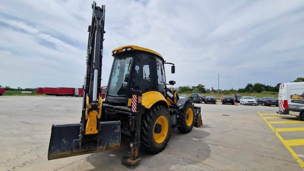 MST M644 PLUS - Tractopelle: photos 3 MST M644 PLUS - Tractopelle: photos 3