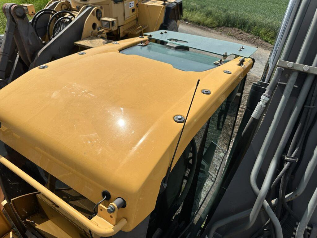 Volvo EC220EL - Pelle sur chenille: photos 5 Volvo EC220EL - Pelle sur chenille: photos 5