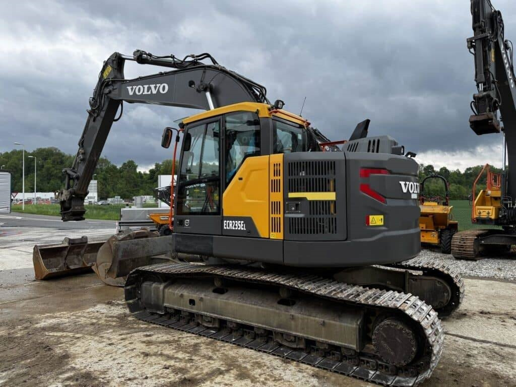 Volvo ECR235EL - Pelle sur chenille: photos 3 Volvo ECR235EL - Pelle sur chenille: photos 3