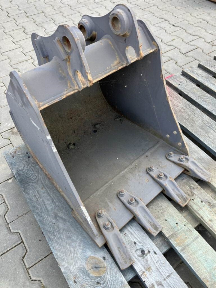 Volvo Tieflöffel mit Zähnen - Festanbau - Tractopelle: photos 1 Volvo Tieflöffel mit Zähnen - Festanbau - Tractopelle: photos 1