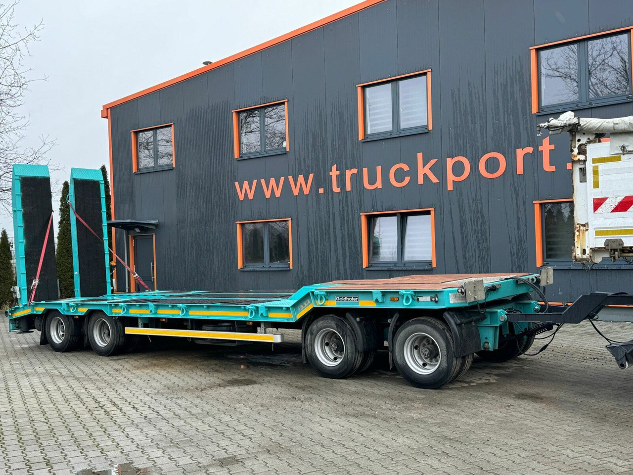 Goldhofer TU 4 EXPERT 4870 Tieflader Anhänger - Remorque porte-engin surbaissée: photos 3 Goldhofer TU 4 EXPERT 4870 Tieflader Anhänger - Remorque porte-engin surbaissée: photos 3