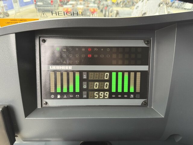 Liebherr LTM 1070-4.2 Autokran mit Spitze *TOP Zustand - Grue tout-terrain: photos 2 Liebherr LTM 1070-4.2 Autokran mit Spitze *TOP Zustand - Grue tout-terrain: photos 2