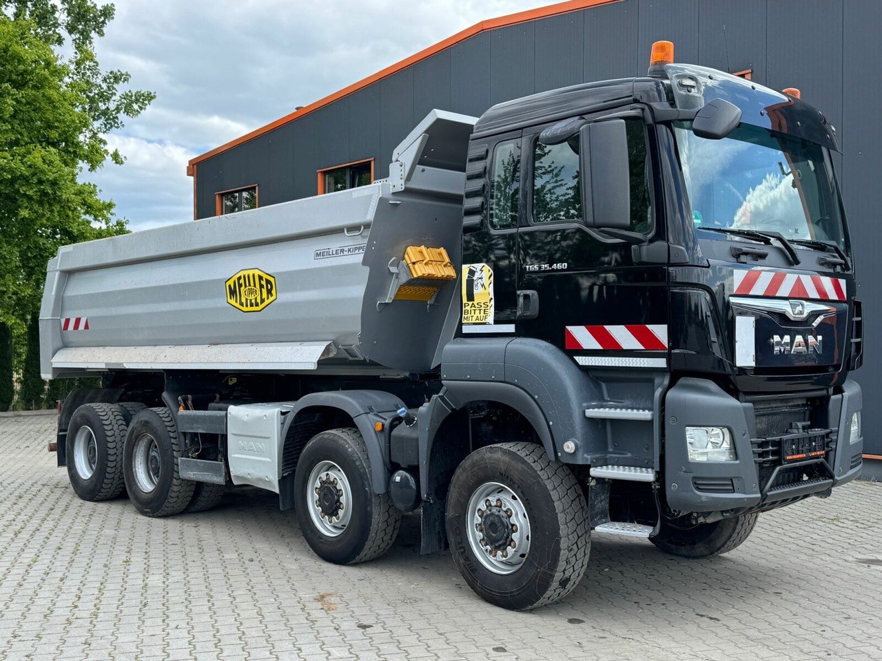 MAN TGS 35.460 8x6 BB Muldenkipper Meiller MAN TGS 35.460 8x6 BB Muldenkipper Meiller - Camion benne: photos 1 MAN TGS 35.460 8x6 BB Muldenkipper Meiller MAN TGS 35.460 8x6 BB Muldenkipper Meiller - Camion benne: photos 1