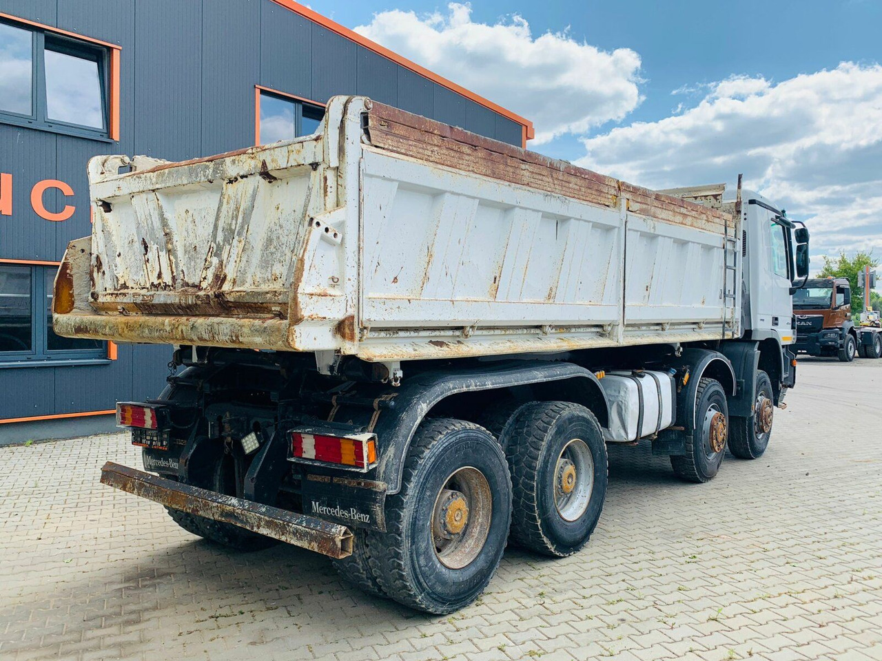 Mercedes-Benz ACTROS 4144 8x8 EURO4 DSK Meiller - Camion benne: photos 3 Mercedes-Benz ACTROS 4144 8x8 EURO4 DSK Meiller - Camion benne: photos 3