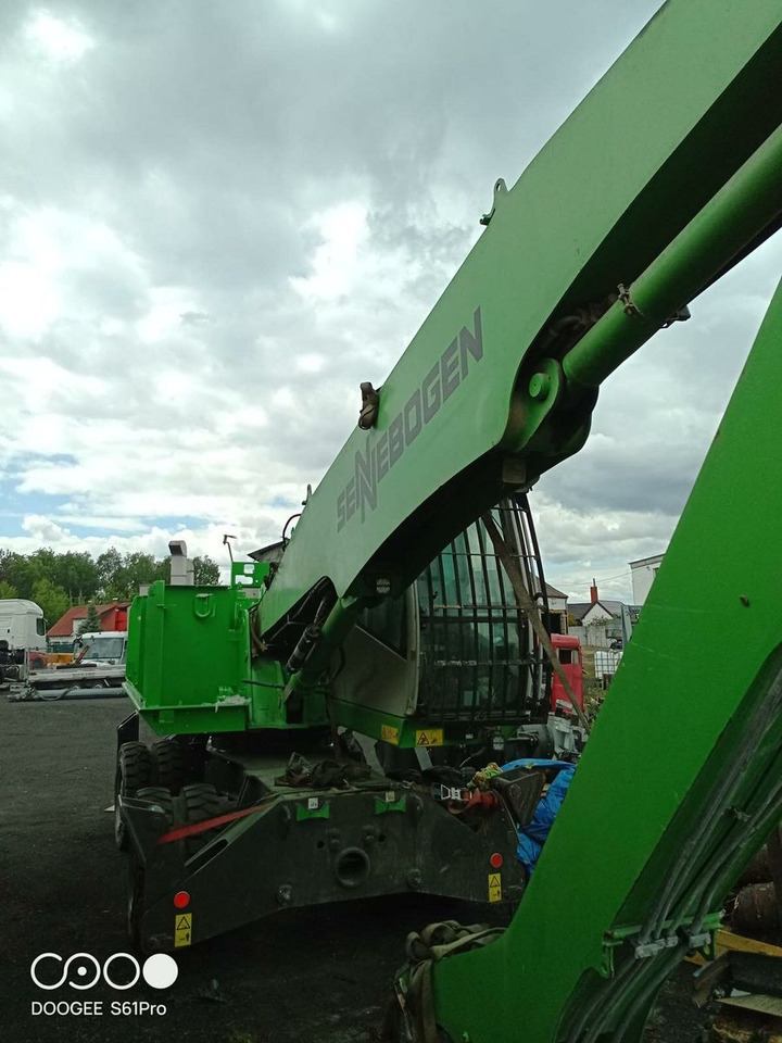 Sennebogen 818-E Umschlagbagger - 83 Ton - mit Greifer - Pelle sur pneus: photos 4 Sennebogen 818-E Umschlagbagger - 83 Ton - mit Greifer - Pelle sur pneus: photos 4